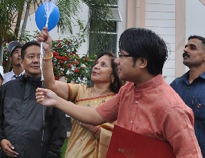 The First Lady of the State Smti. Neelam Mishra celebrate Tourism Children's Festival with Childrens at State Science centre, IG park Itanagar on 22nd October2017. 